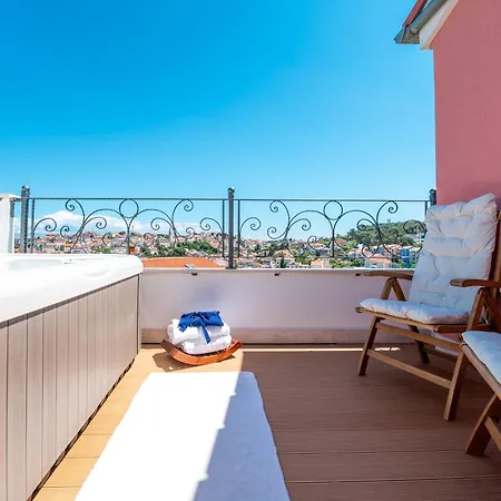 Apartment Captain's Escape - View