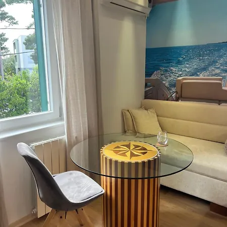 Captain's Escape - View Apartment