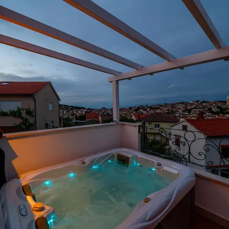 Captain's Escape - View Apartment Mali Losinj